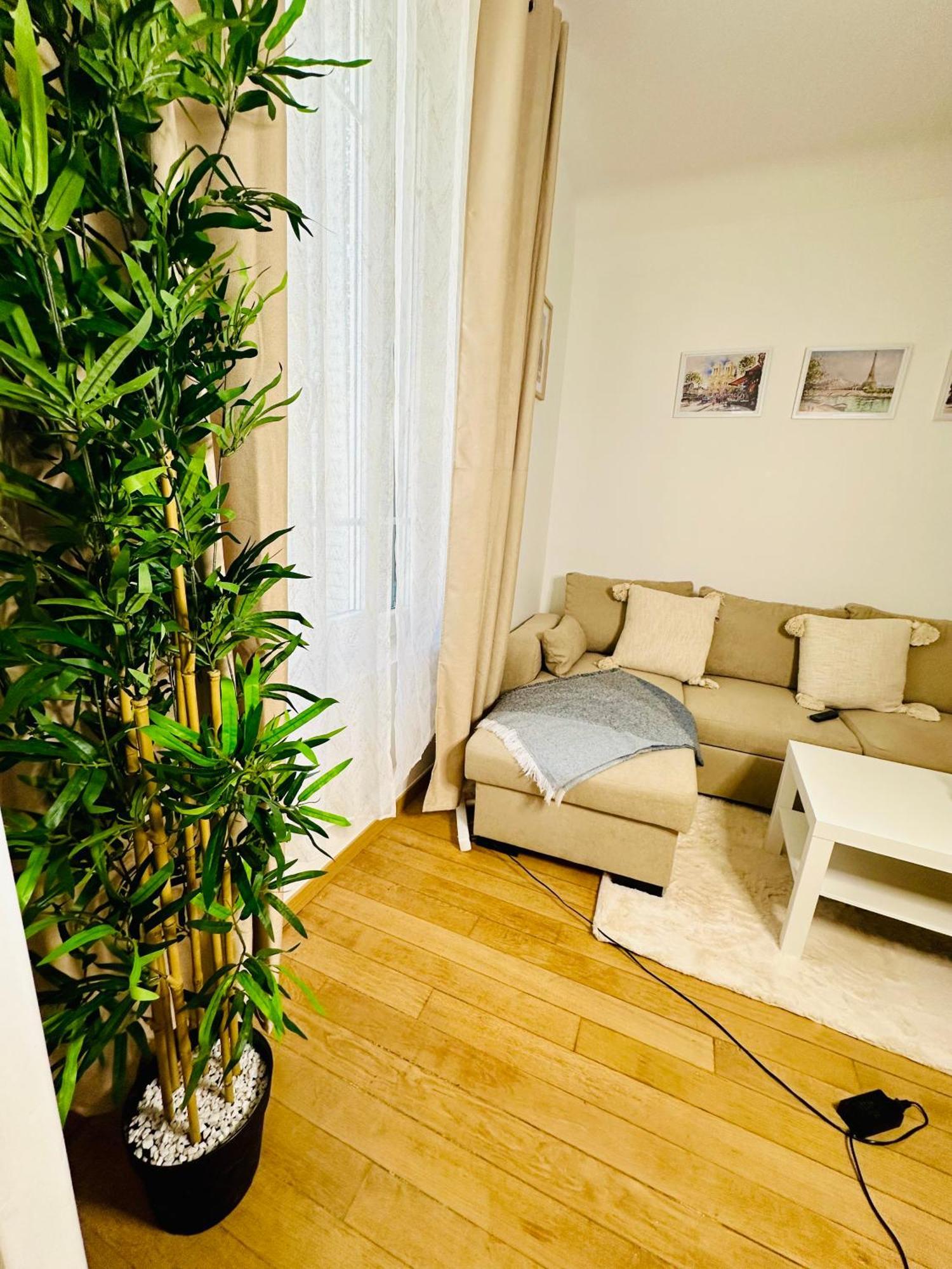 Appartement Moderne Entier Paris-Le Bourget Et Cdg Bagian luar foto
