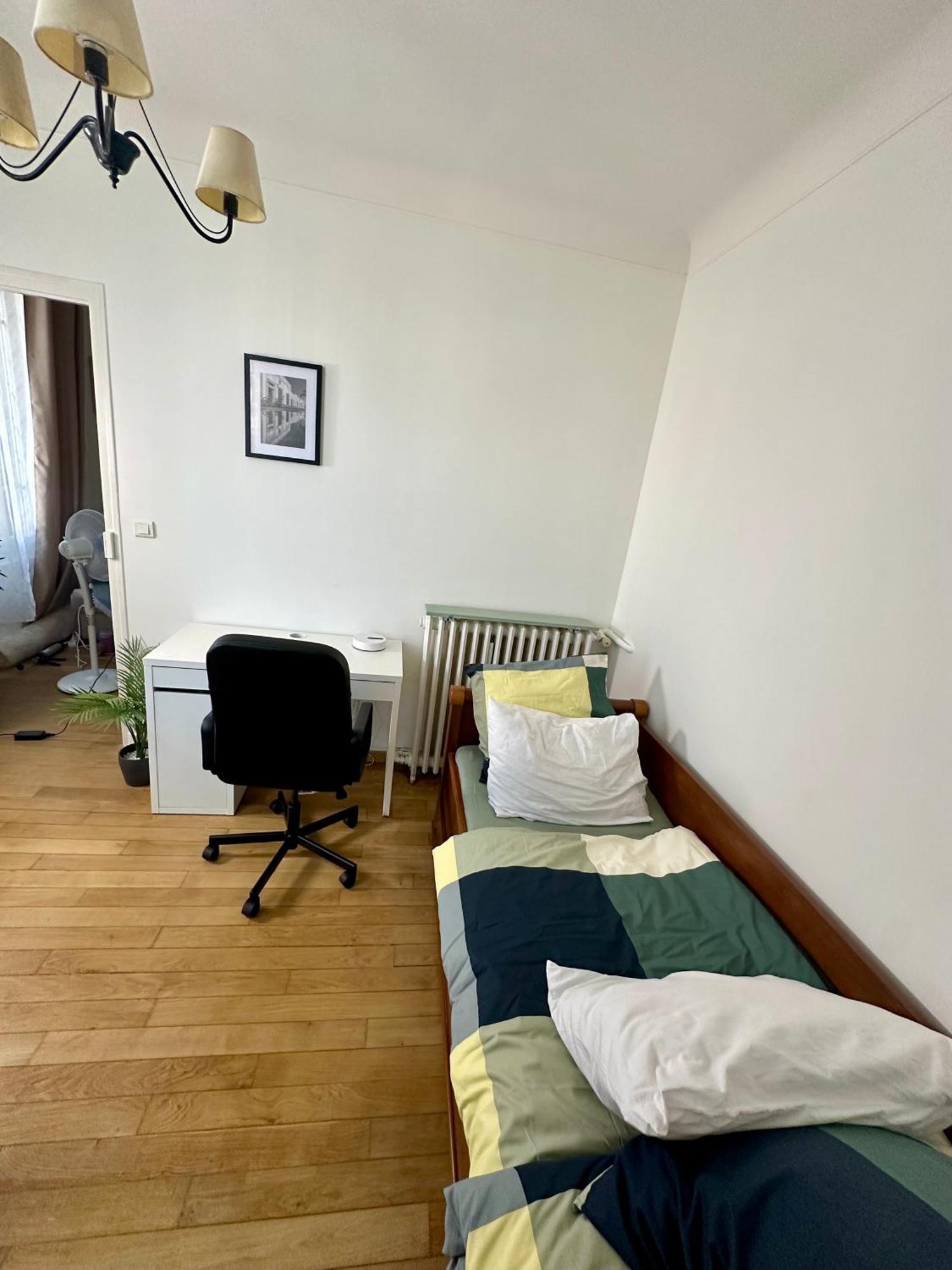 Appartement Moderne Entier Paris-Le Bourget Et Cdg Bagian luar foto