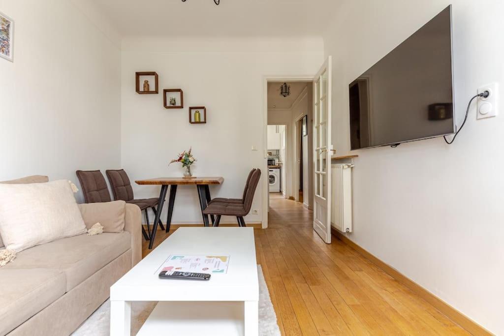 Appartement Moderne Entier Paris-Le Bourget Et Cdg Bagian luar foto
